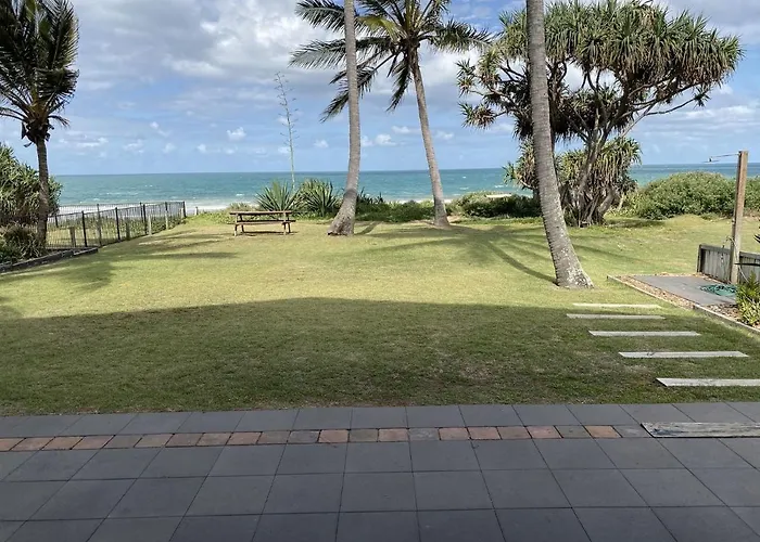 Horizons Unit 2 Beachfront Unit